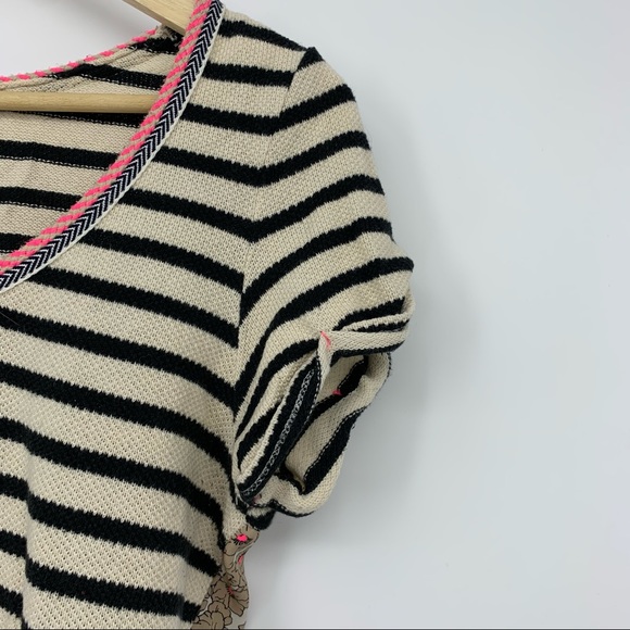 Anthropologie Akemi + Kin Tipperary Bi-Coastal Top - Picture 4 of 10